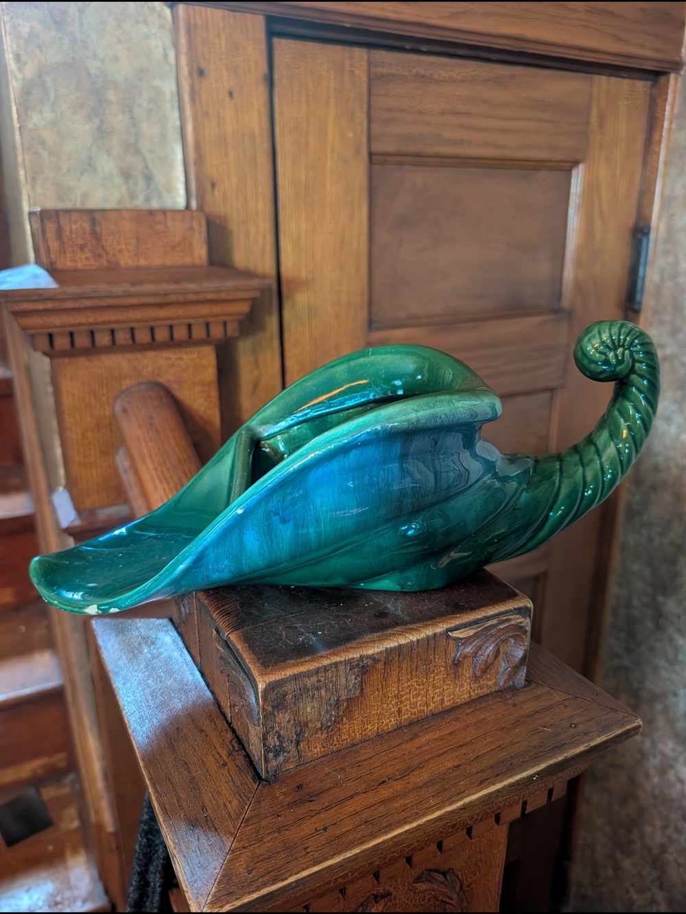 Mid Century XL Royal Haeger Ceramic cornucopia Gorgeous Green Swirl